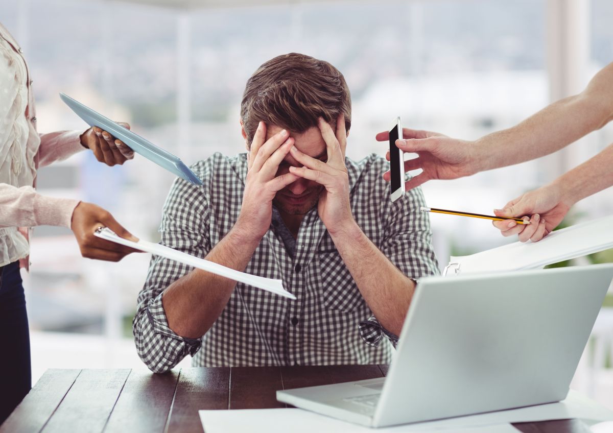 munkahelyi stressz és negatív hatás az egészségre